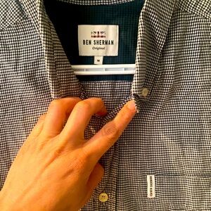 Men’s Ben Sherman button up collared shirt